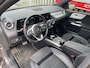 Mercedes-Benz B-klasse 250 e AMG Line Nightpakket 18''/Trekhaak/Sfeerverlichting/DAB/PDC v+a/Stoelverwarming/Climate/Apple Carplay & Android Auto