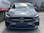 Mercedes-Benz B-klasse 250 e AMG Line Nightpakket 18''/Trekhaak/Sfeerverlichting/DAB/PDC v+a/Stoelverwarming/Climate/Apple Carplay & Android Auto