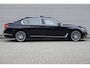 BMW 7-Serie M760Li xDrive 610 PK V12 | Sky Lounge | Night Vision | Chauffeurspakket | Laser | Schermen | Massage | Uniek! |