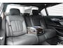 BMW 7-Serie M760Li xDrive 610 PK V12 | Sky Lounge | Night Vision | Chauffeurspakket | Laser | Schermen | Massage | Uniek! |