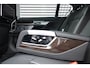 BMW 7-Serie M760Li xDrive 610 PK V12 | Sky Lounge | Night Vision | Chauffeurspakket | Laser | Schermen | Massage | Uniek! |