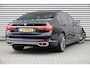 BMW 7-Serie M760Li xDrive 610 PK V12 | Sky Lounge | Night Vision | Chauffeurspakket | Laser | Schermen | Massage | Uniek! |