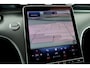 Mercedes-Benz C-klasse 300 e 4MATIC AMG Line Aut9 | Panoramadak | Distronic+ | Verwarmd Stuurwiel | Stoelverwarming Achter | Surround Camera | Nightpakket | High Perf. LED |