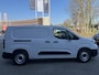 Toyota ProAce City LONG Navigator 50 kWh NIEUW DIRECT LEVERBAAR BANK NAVI STUUR/STOELVERW CRUISE AIRCO APPLE/ANDROID