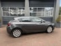 Opel Astra 1.6 Turbo Cosmo Schuifdak,Navi,Pdc,Cruise Bj 2010 180PK