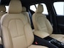 Volvo XC40 T5 262pk Inscription / Harman&Kardon audio / Lederen bekleding / Keyless entry / Elektr. achterklep / Camera achter /