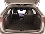Mercedes-Benz A-klasse 180 AMG Line | Nightpakket | Sfeerverlichting | Stoelverwarming | inclusief 24 maanden MB Certified garantie voor europa