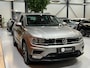Volkswagen Tiguan 1.4 TSI ACT Connected Series Garantie Virtueel Trekhaak Navi Carplay Rijklaar