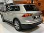 Volkswagen Tiguan 1.4 TSI ACT Connected Series Garantie Virtueel Trekhaak Navi Carplay Rijklaar