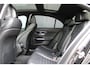 Mercedes-Benz C-klasse AMG-line (Nightpakket, Sfeerverlichting, Camera, Dodehoek, Apple Carplay)