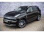 Lynk & Co 01 1.5 PLUG IN HYBRID 69 KM Elektrisch Rijden | Panoramadak | Adaptive cruise control | Camera | Navigatie | LED koplampen | Keyless| Apple Carplay | Android Auto | Dode hoek detectie | 20 inch Velgen