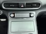 Hyundai Kona Electric EV Premium 64 kWh | 3-Fasen | Leer | Stoel +stuurverwarming | Bluelink app |  Navigatie | Camera |