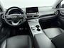 Hyundai Kona Electric EV Premium 64 kWh | 3-Fasen | Leer | Stoel +stuurverwarming | Bluelink app |  Navigatie | Camera |