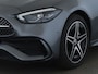 Mercedes-Benz C-klasse Estate 300 e AMG Plug-In Hybride AMG Line | Night Pakket | Trekhaak | Panorama Schuif-Kanteldak | Dodehoek Assist | Stuur en Stoelverwarming. Inclusief 24 maanden MB Certified garantie voor Europa.