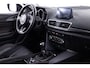 Mazda 3 2.0 SkyActiv-G 120 SkyLease GT | LEDER | BOSE AUDIO | 18 INCH LM | ACHTERUITRIJCAMERA | HEAD UP | PARKEERSENSOREN | DODEHOEK DETECTIE | NED AUTO |