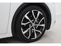 Toyota Prius 2.0 Plug-in Executive | Navigatie | 19 inch | Dodehoek detectie | Digitale binnenspiegel | Keyless