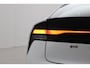 Toyota Prius 2.0 Plug-in Executive | Navigatie | 19 inch | Dodehoek detectie | Digitale binnenspiegel | Keyless