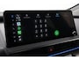 Toyota Prius 2.0 Plug-in Executive | Navigatie | 19 inch | Dodehoek detectie | Digitale binnenspiegel | Keyless