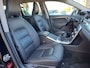 Volvo V70 2.0 T4 Classic Edition | Navi | Leder | Trekhaak | LMV | PDC | Stoelverwarming |