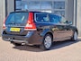 Volvo V70 2.0 T4 Classic Edition | Navi | Leder | Trekhaak | LMV | PDC | Stoelverwarming |
