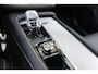 Volvo XC90 T8 Recharge AWD Ultimate Bright - LONG RANGE - Luchtvering - Panorama/schuifdak - IntelliSafe Assist & Surround - 360º Camera - Bowers & Wilkins audio - Adaptieve LED koplampen - Verwarmde voorstoelen, stuur & achterbank - Parkeersensoren voor & achter - Elektr. bedienb. voorstoelen met geheugen - Head up display - Draadloze tel. lader - Extra getint glas - Elektr. inklapbare trekhaak - 21' LMV