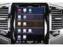 Volvo XC90 T8 Recharge AWD Ultimate Bright - LONG RANGE - Luchtvering - Panorama/schuifdak - IntelliSafe Assist & Surround - 360º Camera - Bowers & Wilkins audio - Adaptieve LED koplampen - Verwarmde voorstoelen, stuur & achterbank - Parkeersensoren voor & achter - Elektr. bedienb. voorstoelen met geheugen - Head up display - Draadloze tel. lader - Extra getint glas - Elektr. inklapbare trekhaak - 21' LMV