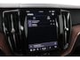 Volvo XC60 T6 Plug-in hybrid Ultra Dark | Luchtvering | Bowers&Wilkins | Massage+Ventilatie | Head-Up | 360° Camera | ACC