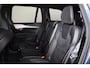 Volvo XC90 T8 Recharge AWD R-Design - LONG RANGE - Panorama/schuifdak - IntelliSafe Assist & Surround - 360º Camera - Harman/Kardon audio - Adaptieve LED koplampen - Verwarmde voorstoelen, stuur & achterbank - Parkeersensoren voor & achter - Draadloze tel. lader - Standkachel - Extra getint glas - 20' LMV