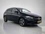 Mercedes-Benz B-klasse 250 e Business Line | Auto Show Tilburg | Lichtmetalen velgen MBUX wide screen | Navigatie | Parking support | met camera achter | Inclusief 24 maanden Mercedes-Benz Certified garantie voor Europa.