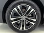 Mercedes-Benz B-klasse 250 e Business Line | Auto Show Tilburg | Lichtmetalen velgen MBUX wide screen | Navigatie | Parking support | met camera achter | Inclusief 24 maanden Mercedes-Benz Certified garantie voor Europa.