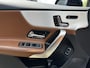 Mercedes-Benz A-klasse 35 4MATIC Premium Plus | DESIGNO MAGNO ZWART | 19 INCH MULTISPAAK | PANORAMA/SCHUIF-KANTELDAK | MULTIBEAM | KEYLESS | HEAD-UP | RIJ-ASSISTENTIE PAKKET | NL AUTO | 1E EIGENAAR |