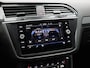 Volkswagen Tiguan Allspace R-Line Business+ 7p. 1.5 TSI 150pk DSG Automaat Trekhaak, 360 camera, 3e zitrij, Adaptive cruise control, Elektrische achterklep, LED matrix koplampen, Achteruitrijcamera