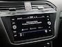 Volkswagen Tiguan Allspace R-Line Business+ 7p. 1.5 TSI 150pk DSG Automaat Trekhaak, 360 camera, 3e zitrij, Adaptive cruise control, Elektrische achterklep, LED matrix koplampen, Achteruitrijcamera