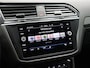 Volkswagen Tiguan Allspace R-Line Business+ 7p. 1.5 TSI 150pk DSG Automaat Trekhaak, 360 camera, 3e zitrij, Adaptive cruise control, Elektrische achterklep, LED matrix koplampen, Achteruitrijcamera