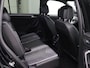 Volkswagen Tiguan Allspace R-Line Business+ 7p. 1.5 TSI 150pk DSG Automaat Trekhaak, 360 camera, 3e zitrij, Adaptive cruise control, Elektrische achterklep, LED matrix koplampen, Achteruitrijcamera