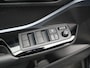 Toyota C-HR 2.0 Hybrid Dynamic 184pk | Dode Hoek | Camera | Carplay | Stoelen/Stuur Verwarming | DAB | Led | Keyless | 18"L.M |