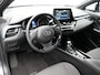 Toyota C-HR 2.0 Hybrid Dynamic 184pk | Dode Hoek | Camera | Carplay | Stoelen/Stuur Verwarming | DAB | Led | Keyless | 18"L.M |