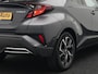 Toyota C-HR 2.0 Hybrid Dynamic 184pk | Dode Hoek | Camera | Carplay | Stoelen/Stuur Verwarming | DAB | Led | Keyless | 18"L.M |