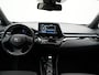 Toyota C-HR 2.0 Hybrid Dynamic 184pk | Dode Hoek | Camera | Carplay | Stoelen/Stuur Verwarming | DAB | Led | Keyless | 18"L.M |