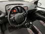 Citroën C1 Feel 72 pk | Airco | LED Dagrijverlichting | Bluetooth | Lederen Stuurwiel en Versnellingspook | Buitenspiegels Elektrisch Verstel -en Verwarmbaar | Centrale Deurvergrendeling met Afstandsbediening |