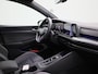 Volkswagen Golf Variant 1.5 eTSI R-Line | Apple Carplay / Android Auto | Parkeersensoren | Achteruitrijcamera | Automaat |