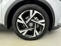 Toyota C-HR 1.8 Hybrid Dynamic | Apple Carplay / Android Auto | Parkeersensoren | Camera | Dodehoek detectie | Stoelverwarming