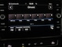 Volkswagen Golf 1.0 TSI Comfortline | Carplay | Adaptive cruise | Climate control | Navigatie | Parkeerhulp | Bluetooth | Getint glas