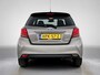 Toyota Yaris 1.5 Hybrid Bi-Tone Limited | Voorstoelen verwarmd |
