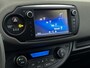 Toyota Yaris 1.5 Hybrid Bi-Tone Limited | Voorstoelen verwarmd |