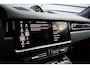 Porsche Cayenne Coupé 3.0 E-Hybrid 462pk Lightweight GT Package | Carbon Exterieur | Carbon Dak | 22'' GT Design Wielen | Sportuitlaat |