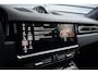 Porsche Cayenne Coupé 3.0 E-Hybrid 462pk Lightweight GT Package | Carbon Exterieur | Carbon Dak | 22'' GT Design Wielen | Sportuitlaat |