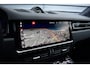 Porsche Cayenne Coupé 3.0 E-Hybrid 462pk Lightweight GT Package | Carbon Exterieur | Carbon Dak | 22'' GT Design Wielen | Sportuitlaat |