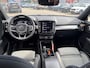 Volvo XC40 1.5 T4 Plug-in hybrid Plus Dark Adaptieve cruise control | Blis | Elektrisch/panorama dak | Harman&kardon audio | Stoel en stuur verwarming | Achteruitrij Camera | Trekhaak