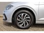 Volkswagen Polo 1.0 TSI 95pk Life | Cruise Control Adaptief | Airco | Parkeersensoren | DAB+ | Apple Carplay / Android Auto